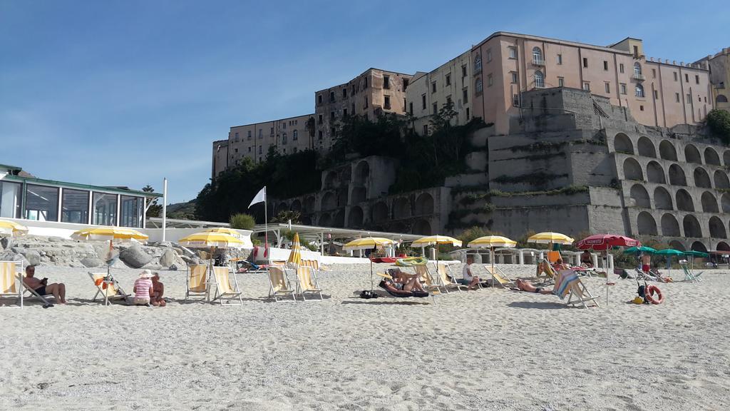 Le Roccette Mare Beach Hotel & Restaurant Tropea Exterior photo