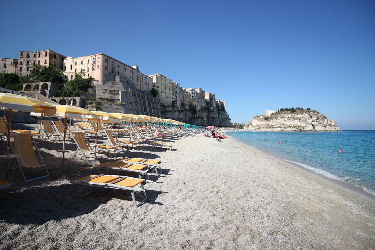 Le Roccette Mare Beach Hotel & Restaurant Tropea Exterior photo