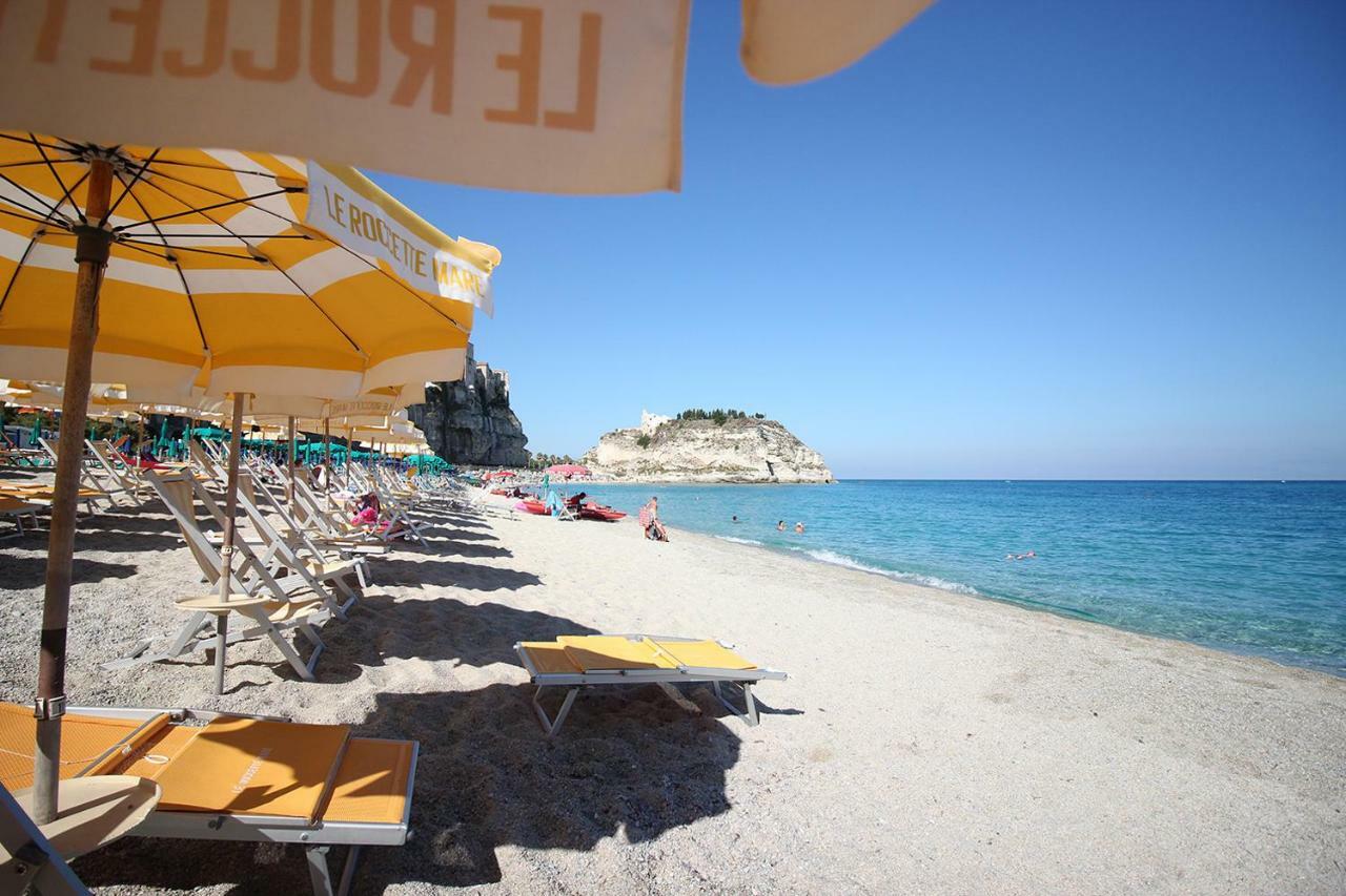 Le Roccette Mare Beach Hotel & Restaurant Tropea Exterior photo